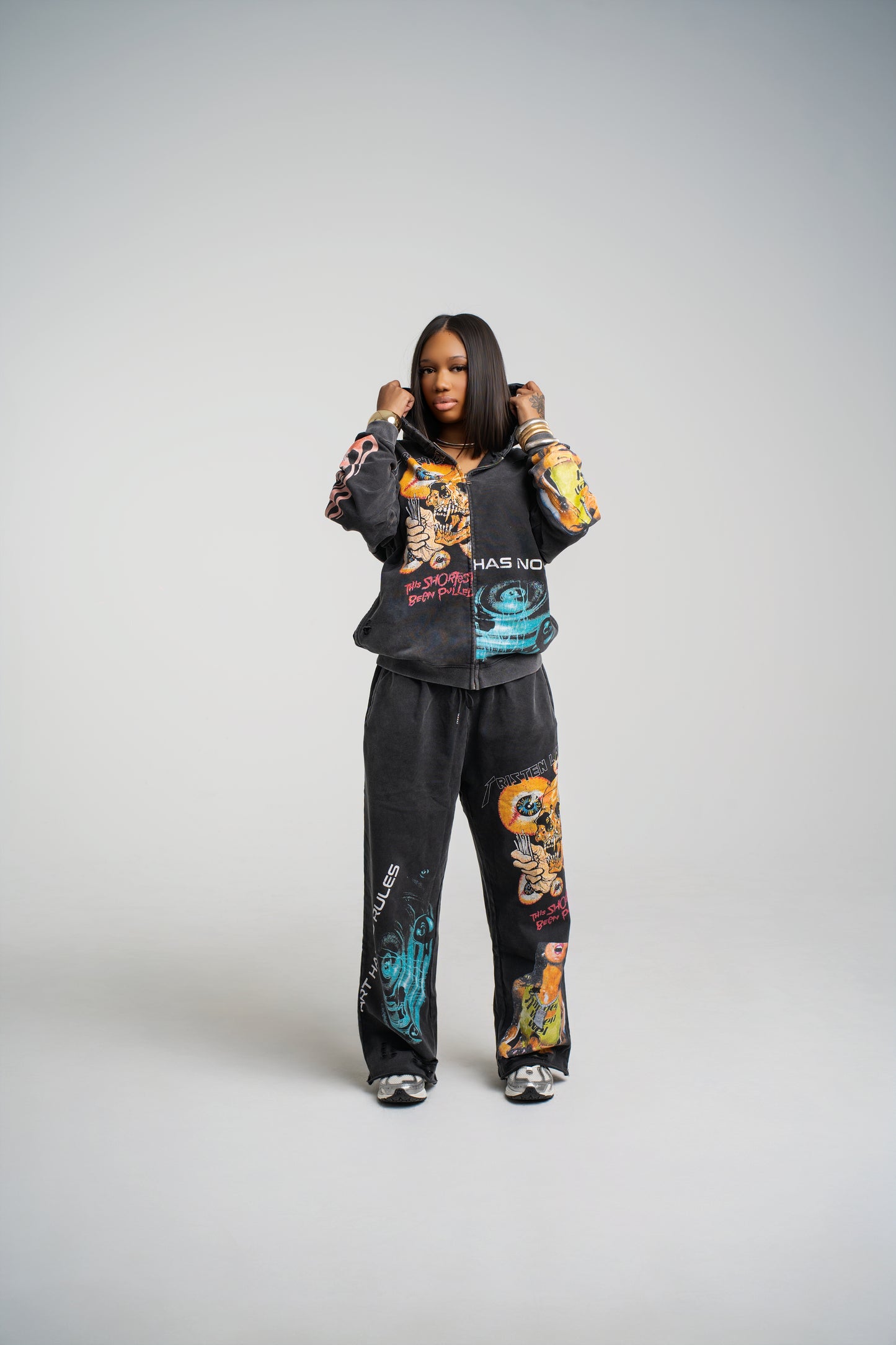ART HAS NO RULES SWEATSUIT