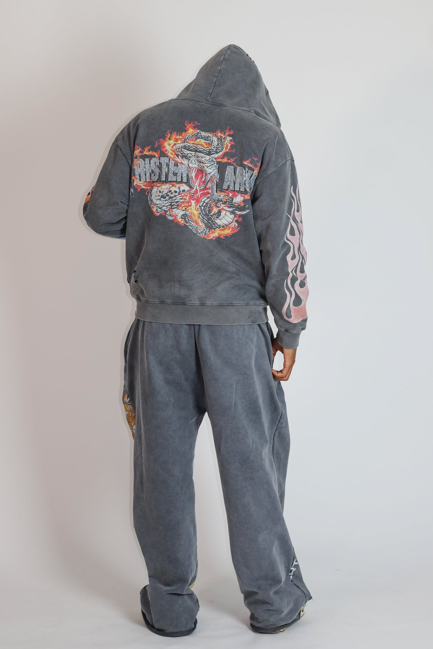 ART HAS NO RULES WASHED GREY